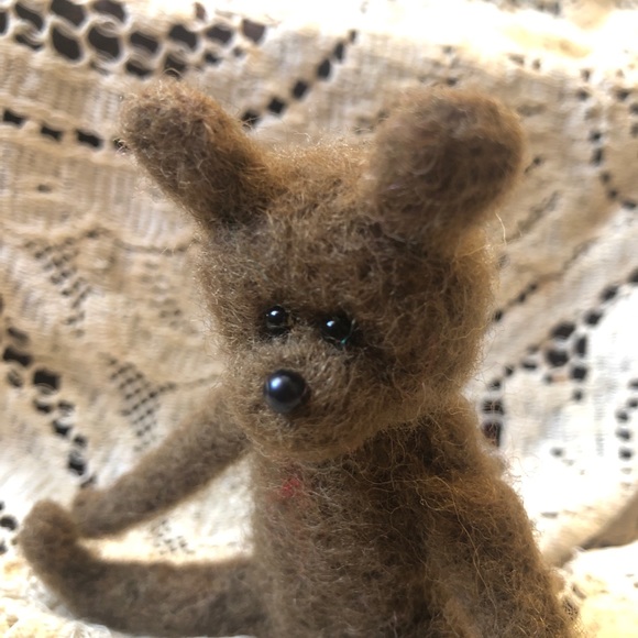 COPY - Handmade Needle Felted Teddy Bear with removable Santa hat - Picture 4 of 9